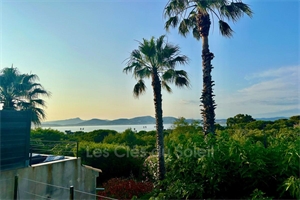 maison de village à la vente -   83400  HYERES, surface 86 m2 vente maison de village - UBI476243657